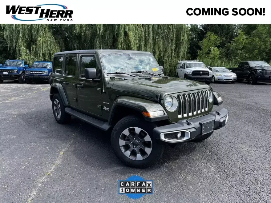 2021 Jeep Wrangler Unlimited Sahara photo 1