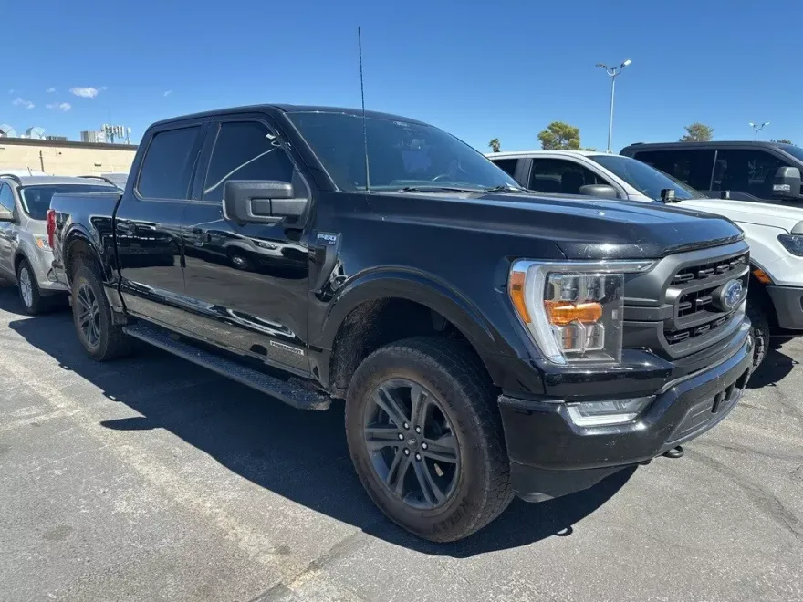 2021 Ford F-150 XLT photo 1