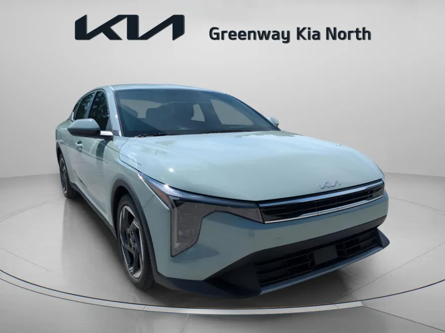 2025 Kia K4 EX photo 1