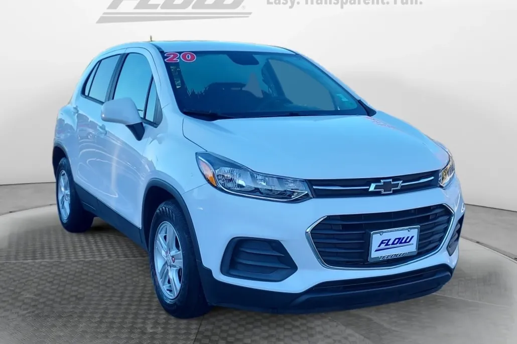 2020 Chevrolet Trax LS photo 1