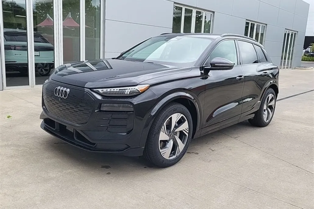 2025 Audi Q6 E-tron Prestige photo 1