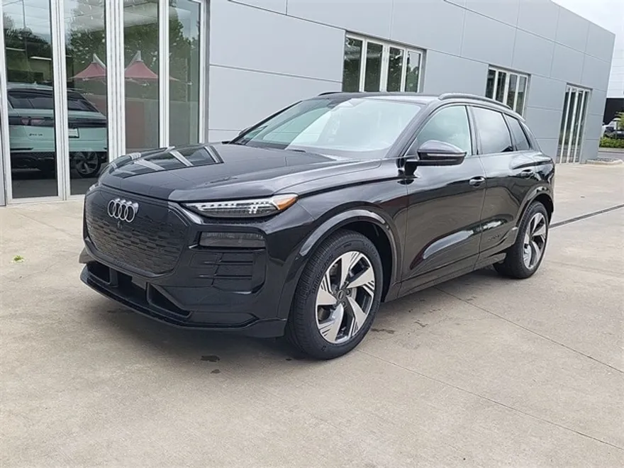 2025 Audi Q6 E-tron Prestige photo 1