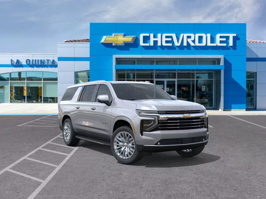 2025 Chevrolet Suburban LT photo 1