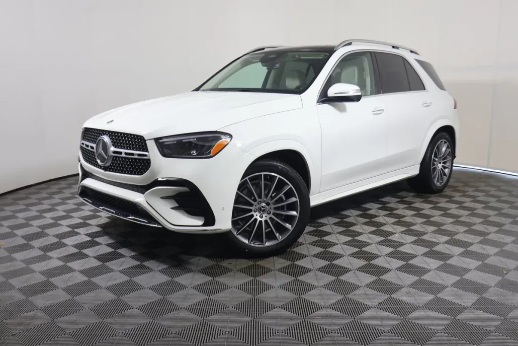 2025 Mercedes Benz GLE 350 4MATIC photo 1
