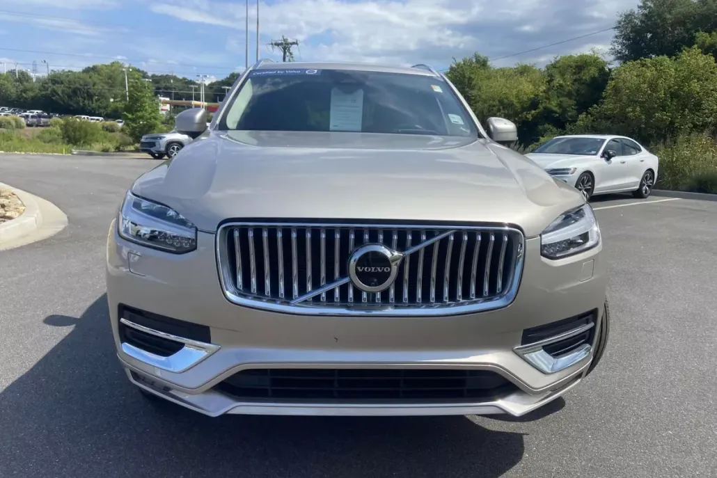 2024 Volvo XC90 AWD Ultimate photo 1
