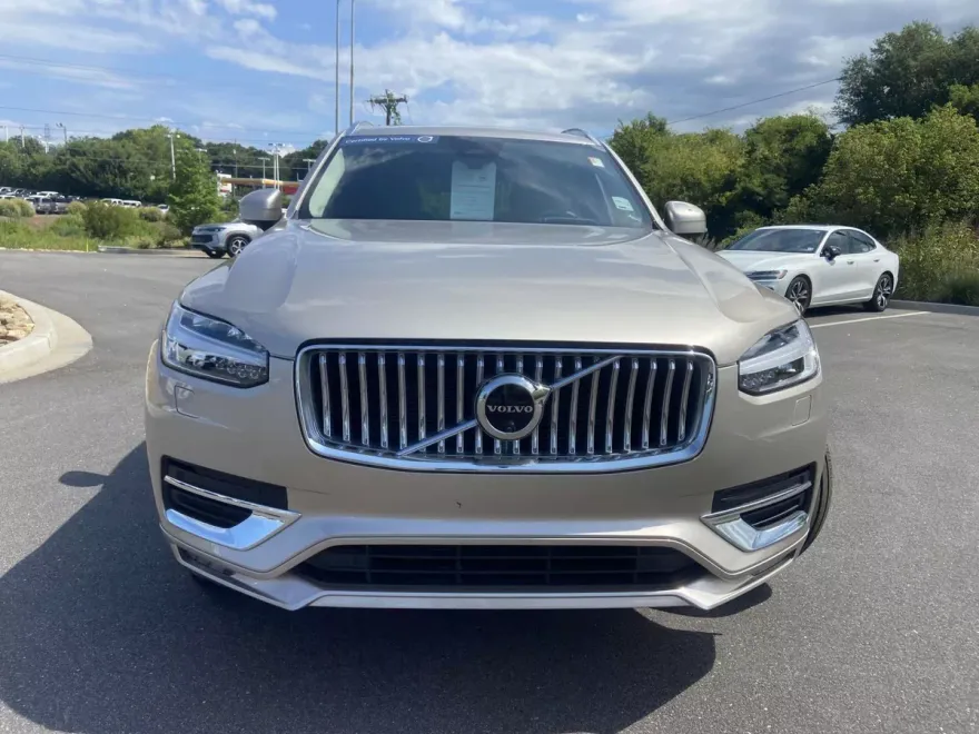 2024 Volvo XC90 AWD Ultimate photo 1