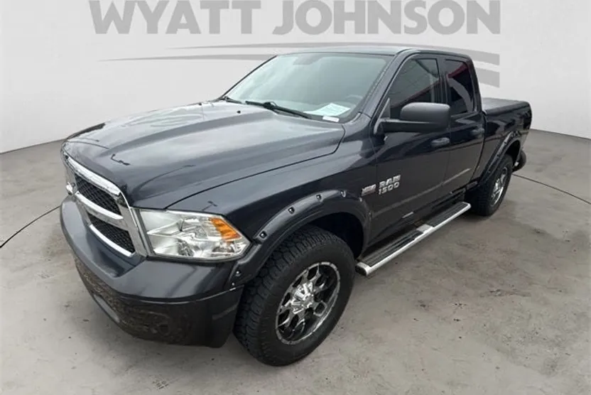 2015 Ram 1500 Tradesman photo 1
