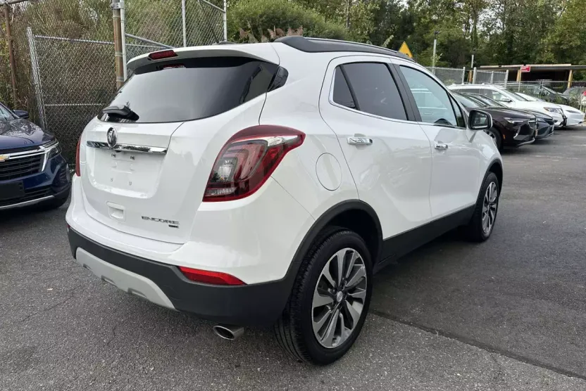 2022 Buick Encore Preferred photo 1