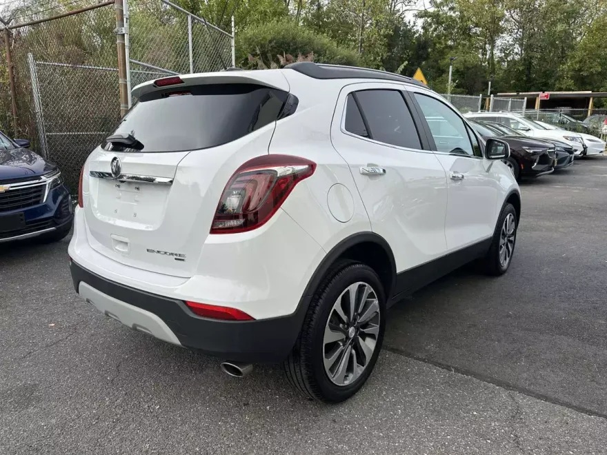 2022 Buick Encore Preferred photo 1