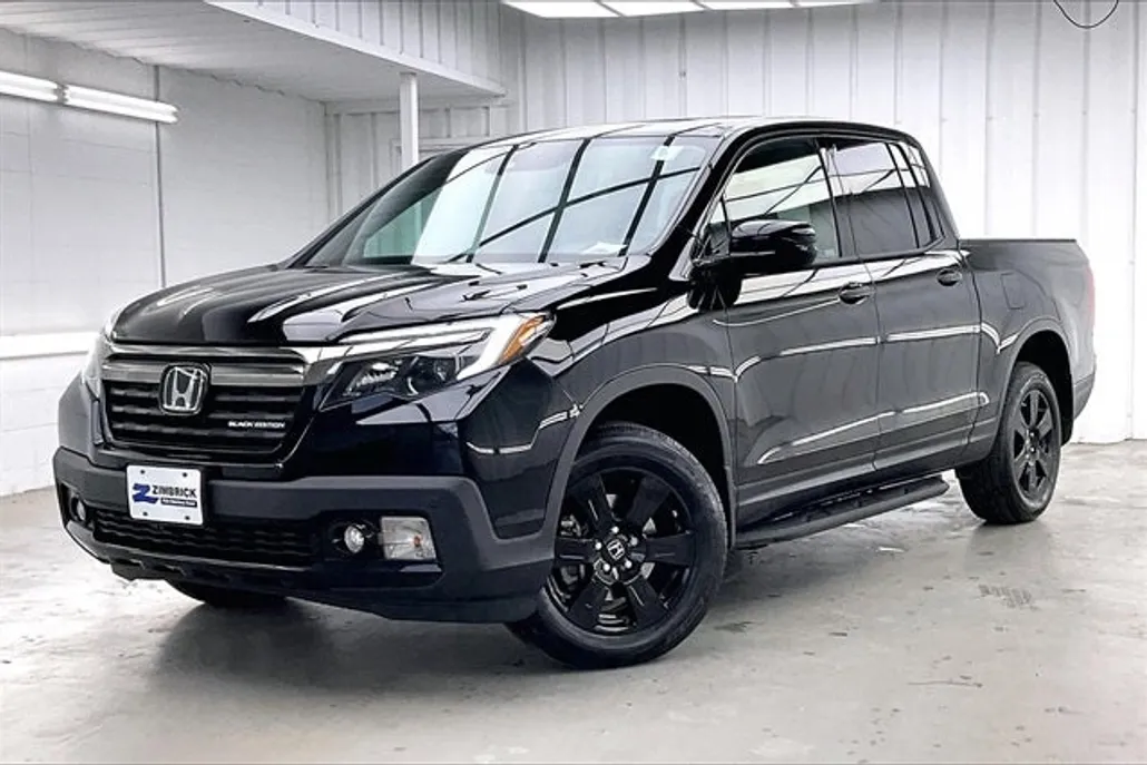 2019 Honda Ridgeline Black Edition photo 1