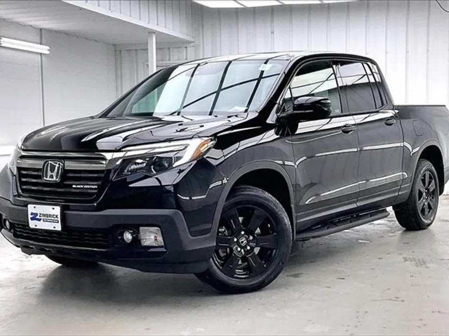 2019 Honda Ridgeline Black Edition photo 1