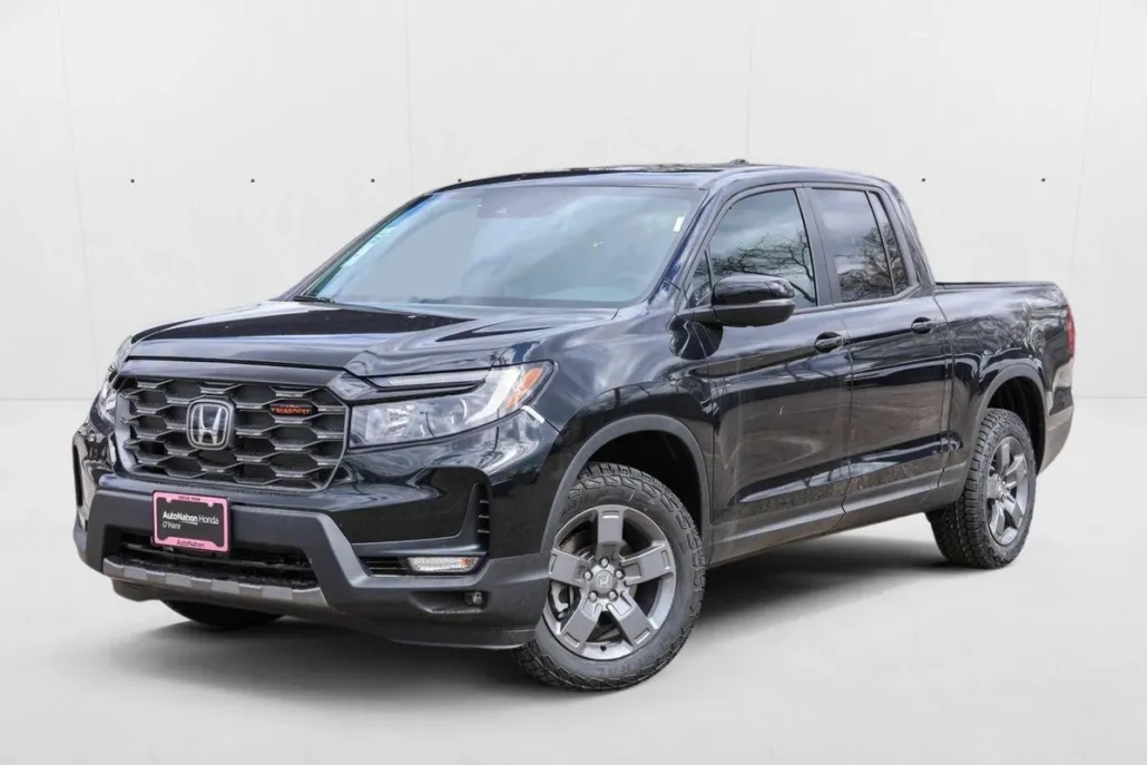 2025 Honda Ridgeline TrailSport photo 1