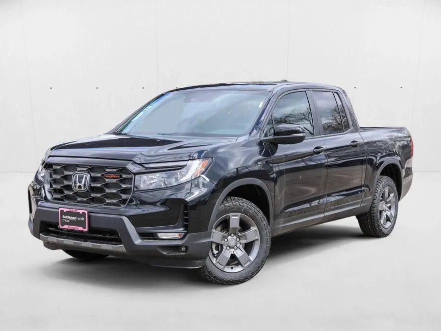 2025 Honda Ridgeline TrailSport photo 1