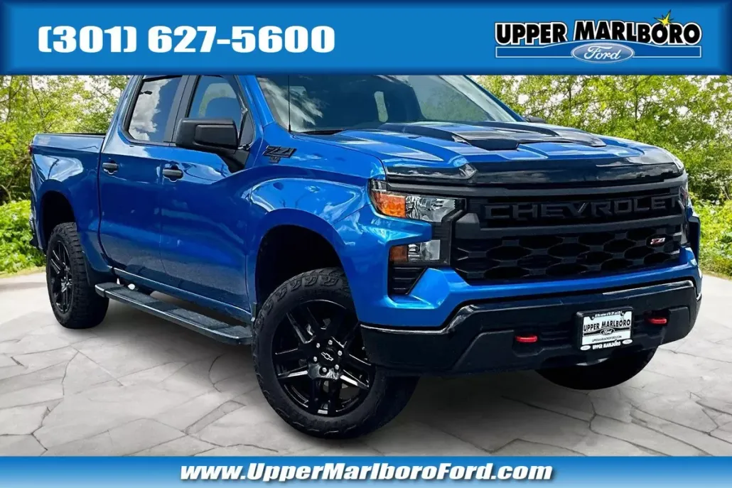 2023 Chevrolet Silverado 1500 Custom Trail Boss photo 1