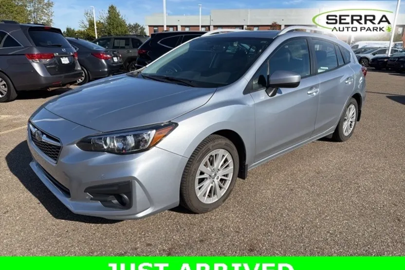 2018 Subaru Impreza 2.0i Premium photo 1