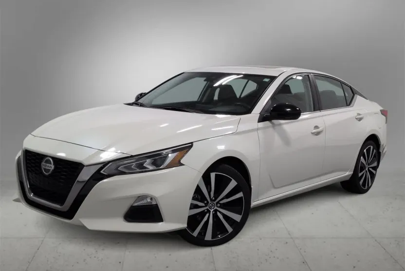2021 Nissan Altima 2.5 SR photo 1