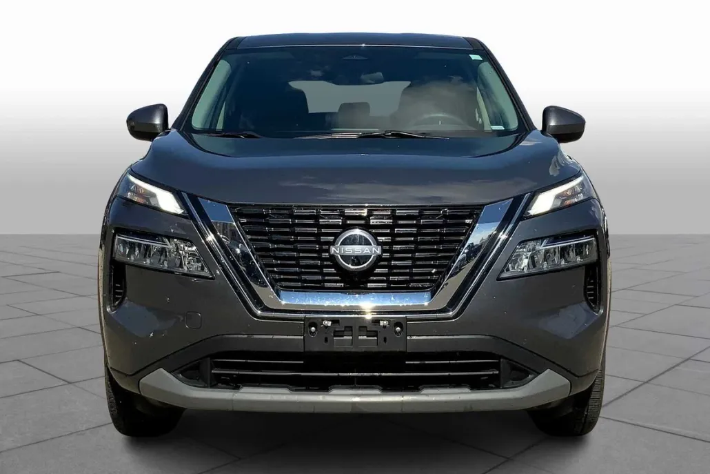 2023 Nissan Rogue SV photo 1