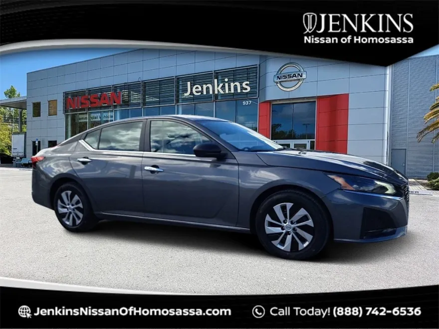 2025 Nissan Altima S photo 1