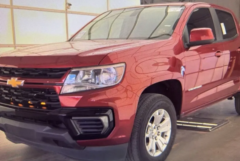 2021 Chevrolet Colorado LT photo 1
