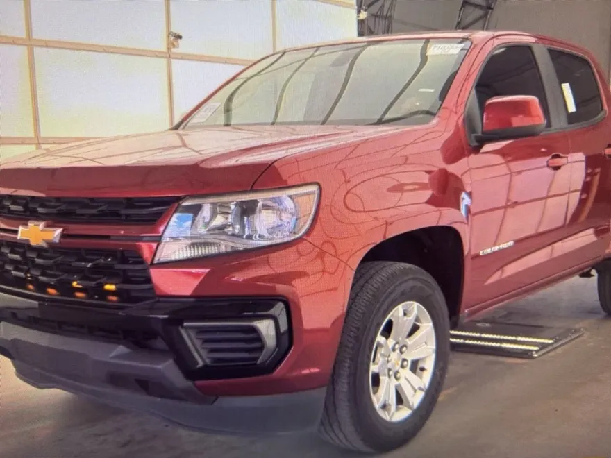 2021 Chevrolet Colorado LT photo 1