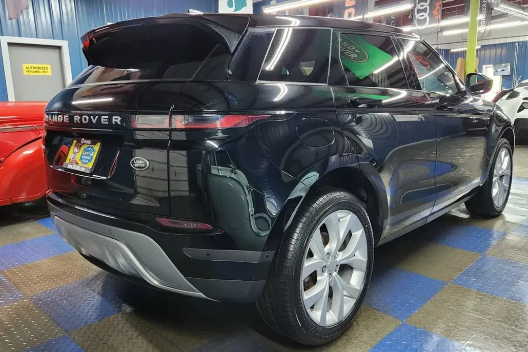 2020 Land Rover Range Rover Evoque SE photo 1
