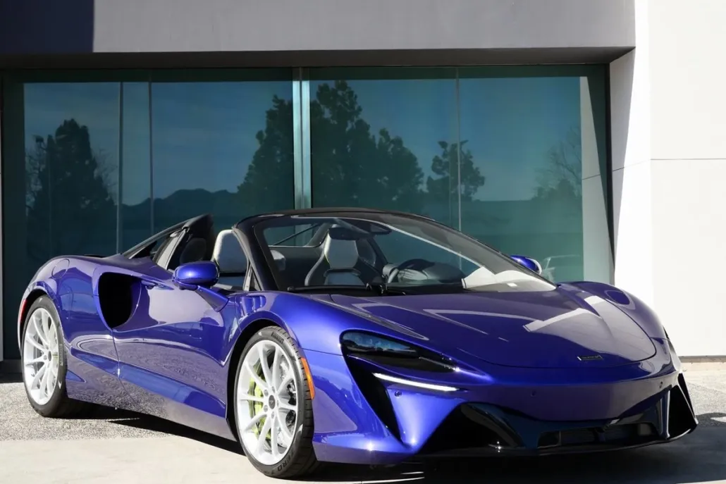 2025 Mclaren ARTURA Spider photo 1