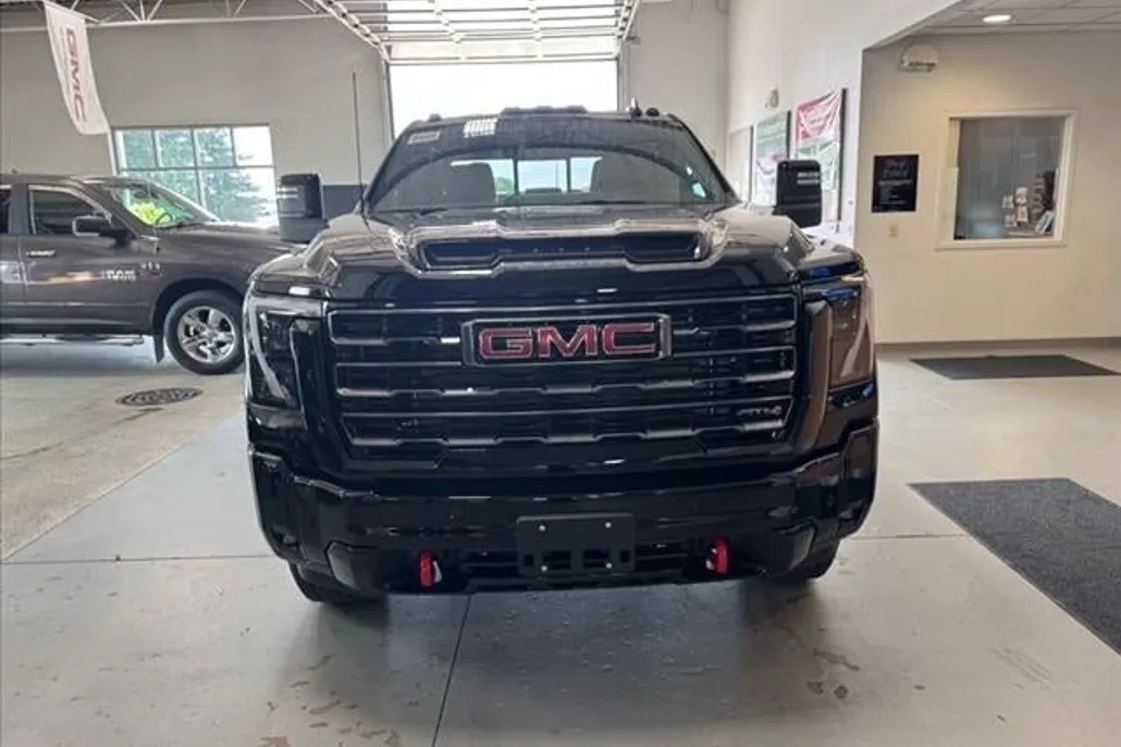 2025 Gmc Sierra 2500 HD AT4 photo 1