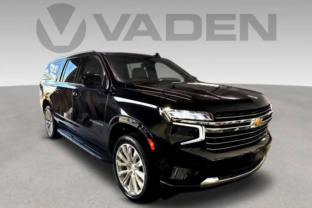 2024 Chevrolet Suburban LT photo 1
