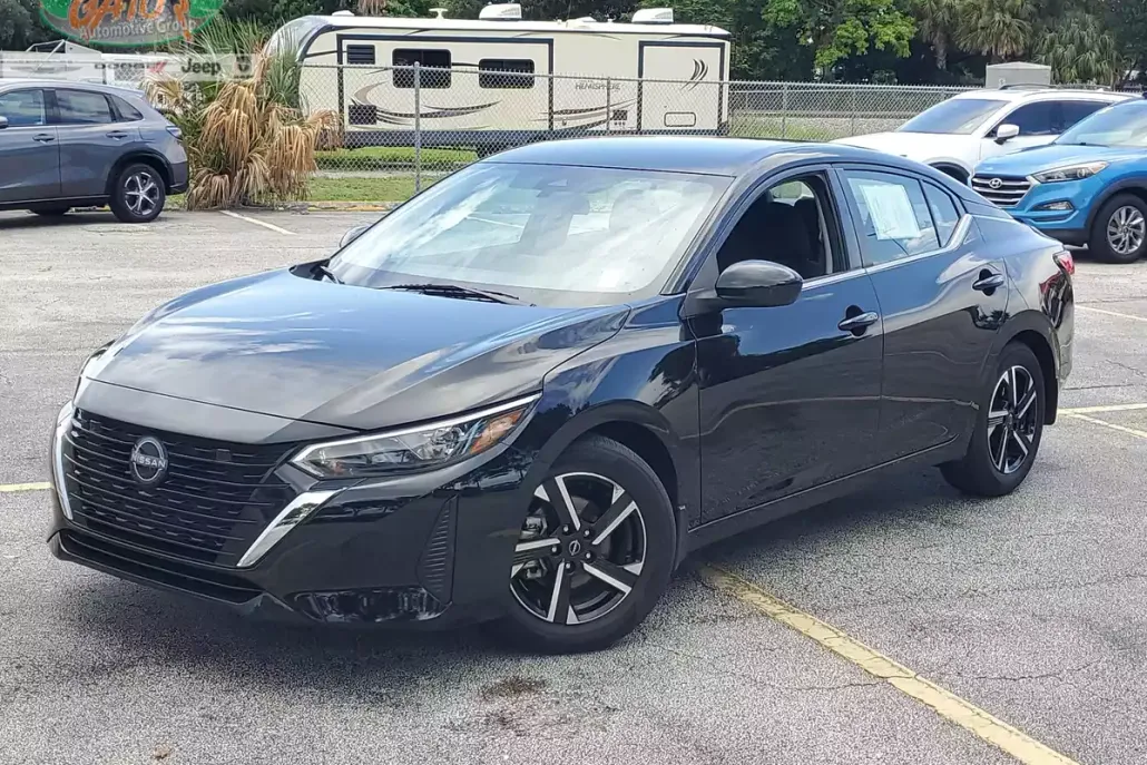 2024 Nissan Sentra SV photo 1