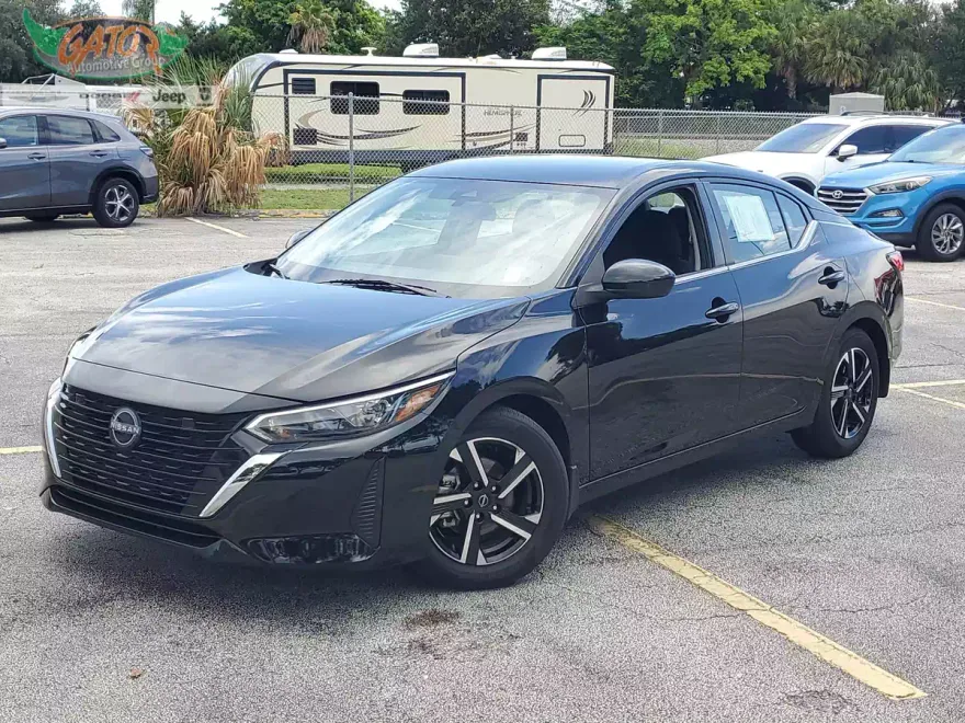 2024 Nissan Sentra SV photo 1