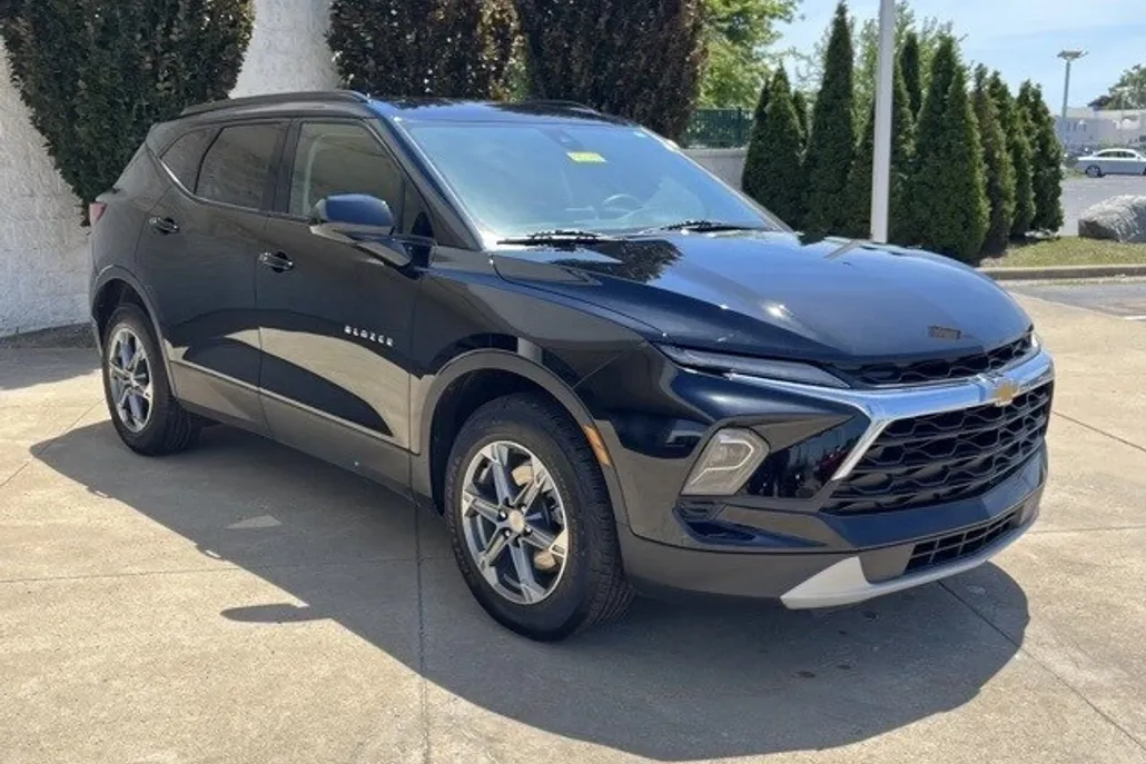2024 Chevrolet Blazer 2LT photo 1