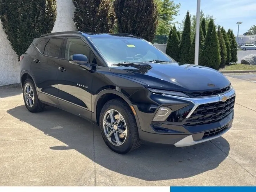 2024 Chevrolet Blazer 2LT photo 1