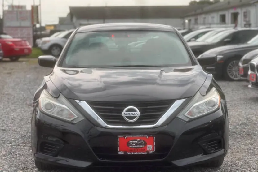 2016 Nissan Altima 2.5 S photo 1