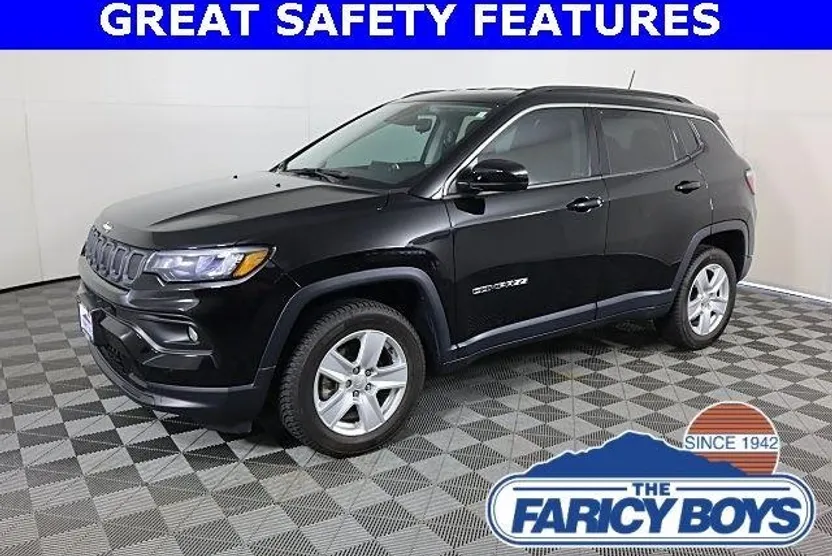 2022 Jeep Compass Latitude photo 1