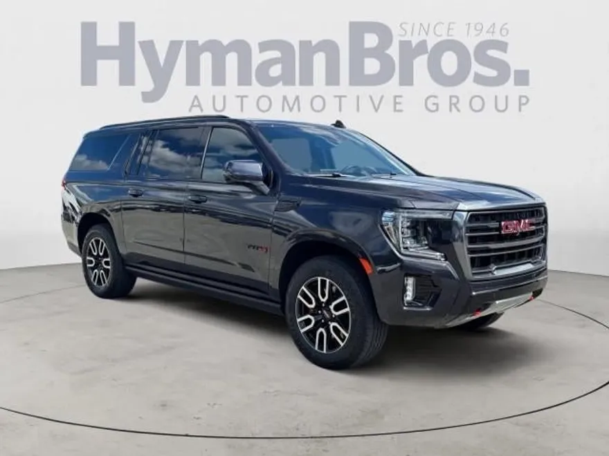 2023 Gmc Yukon XL AT4 photo 1