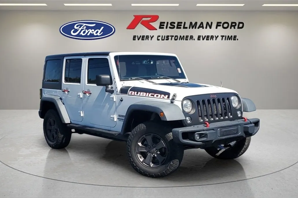 2017 Jeep Wrangler Unlimited Rubicon Recon photo 1