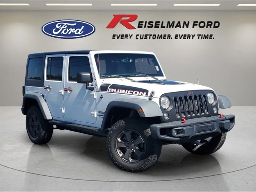 2017 Jeep Wrangler Unlimited Rubicon Recon photo 1