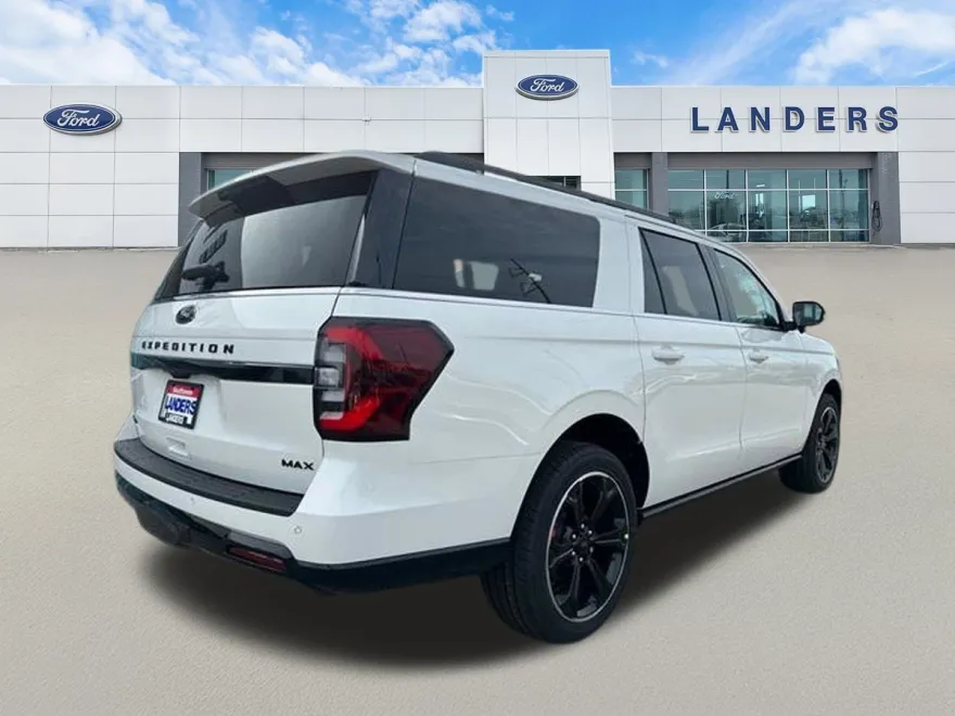 2024 Ford Expedition MAX Limited photo 3