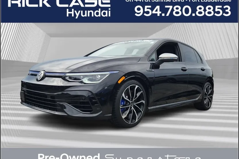 2022 Volkswagen Golf R photo 1