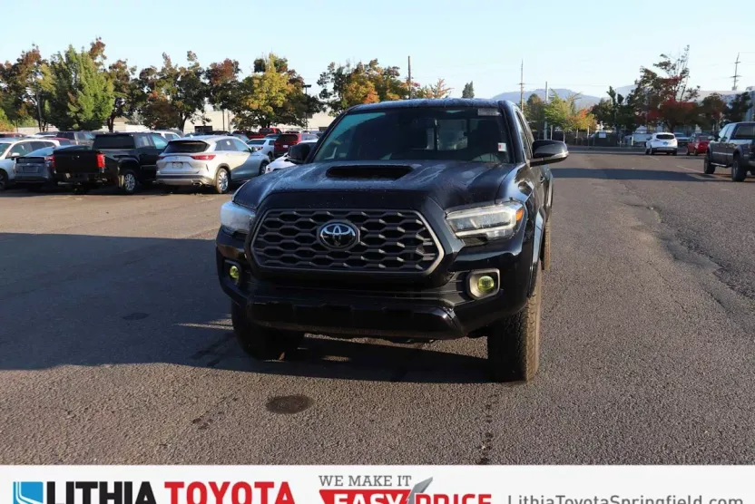 2021 Toyota Tacoma TRD Sport V6 photo 1