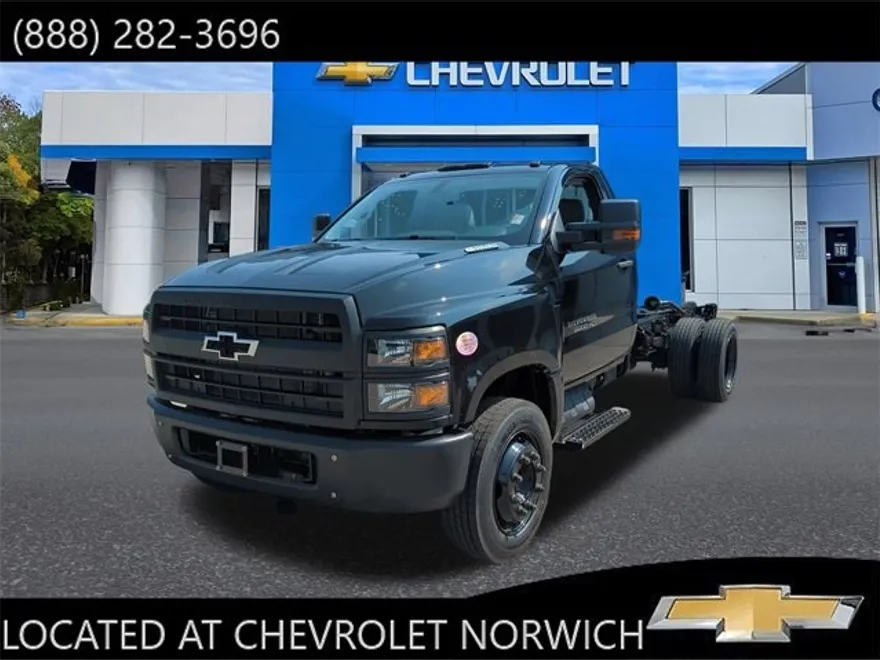 2024 Chevrolet Silverado 5500HD Work Truck photo 1