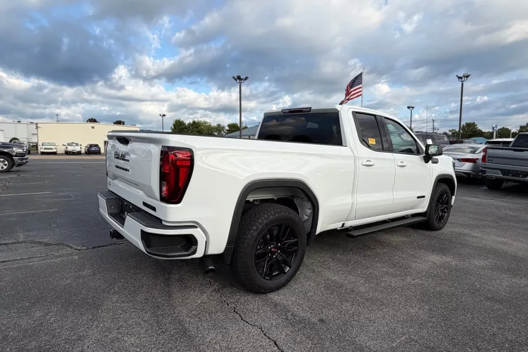 2023 Gmc Sierra 1500 Elevation photo 1