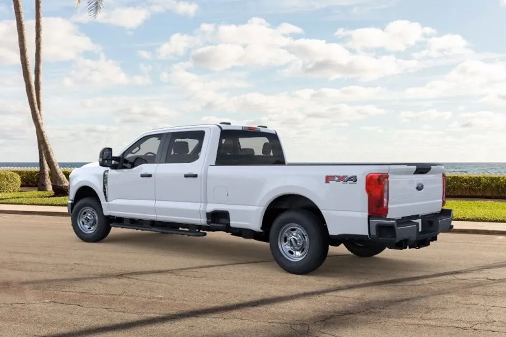 2025 Ford F-250 XL photo 1