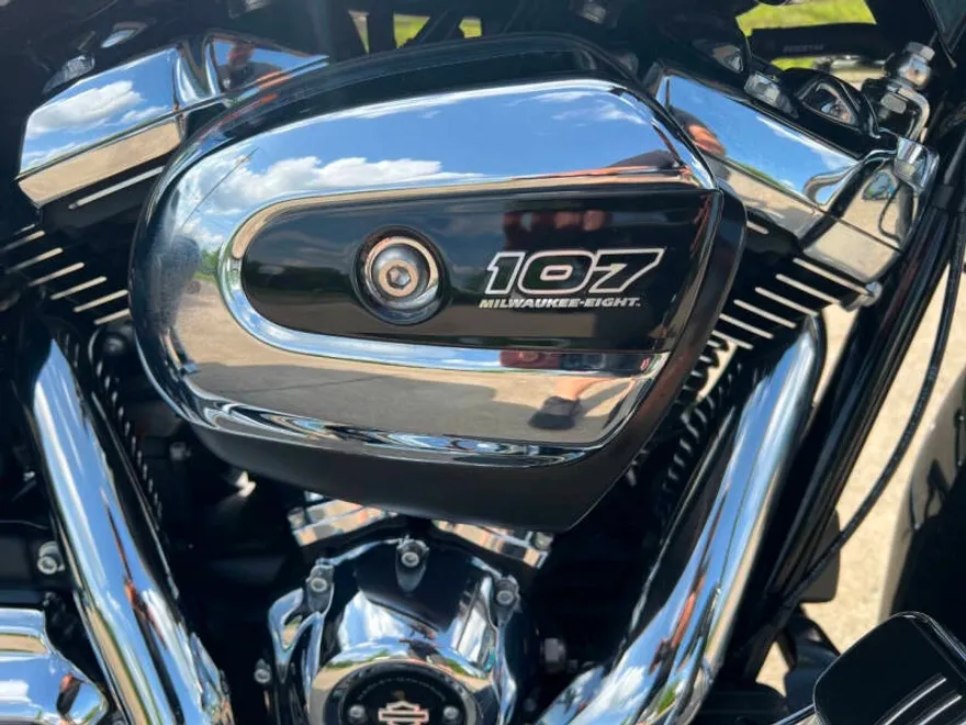 2020 Harley Davidson Street Glide FLHX photo 1