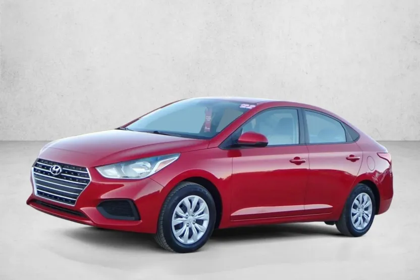 2022 Hyundai Accent SE photo 1