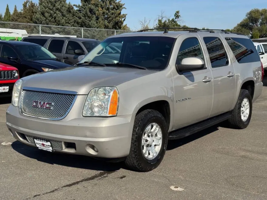 2007 Gmc Yukon XL SLE photo 1