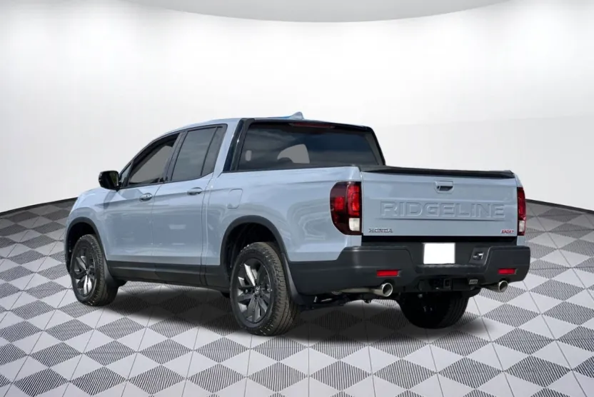 2025 Honda Ridgeline Sport photo 1