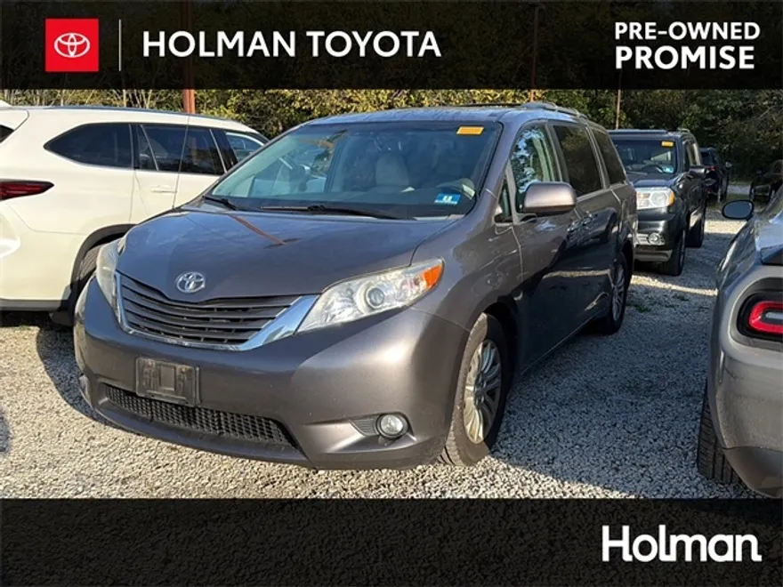 2014 Toyota Sienna Limited photo 1