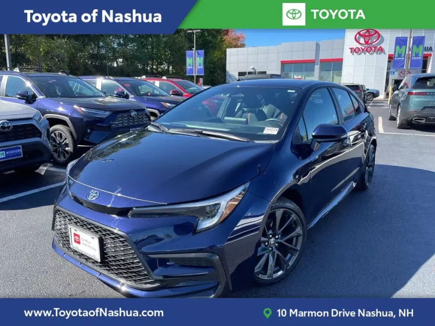 2024 Toyota Corolla SE photo 1