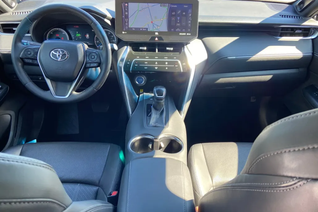 2021 Toyota Venza XLE photo 1